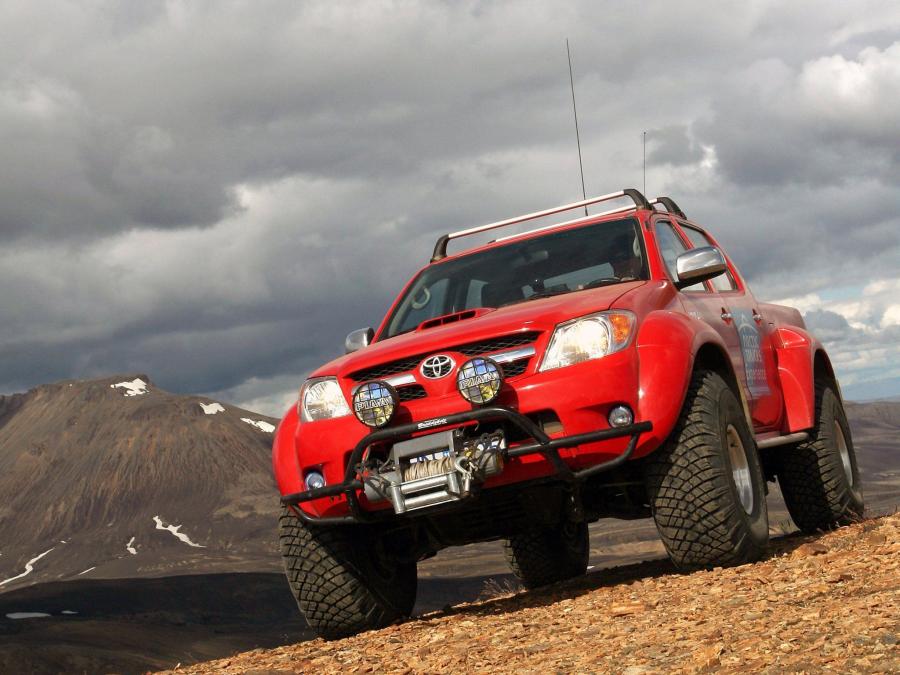  Toyota Hilux Invincible Double Cab by Arctic Trucks 2009 года  (фото 5 из 5)
